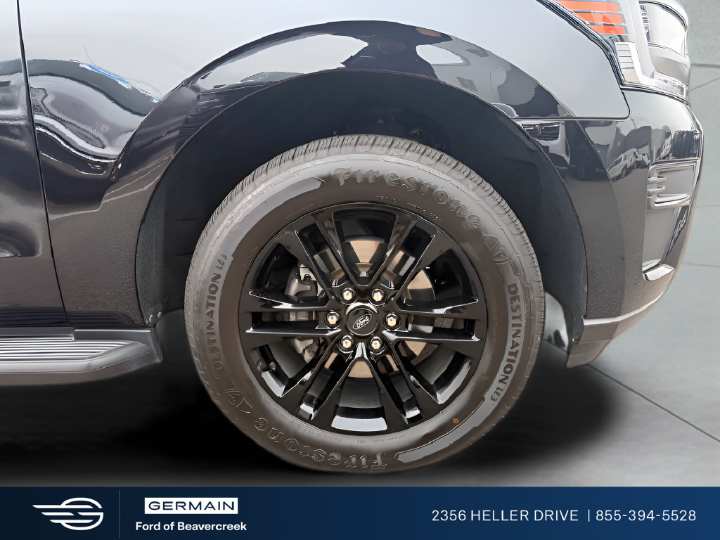 Used 2024 Ford Expedition XLT AWD/4WD image 25