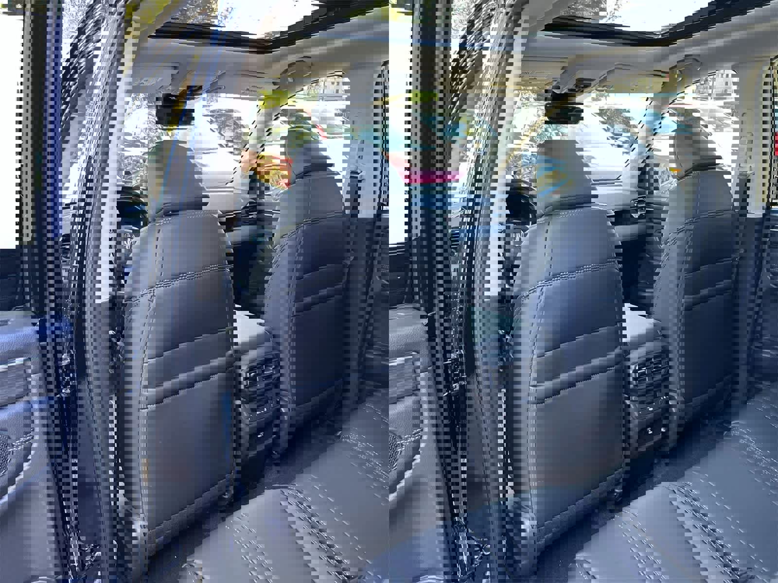 New 2026 Honda Pilot Touring image 12