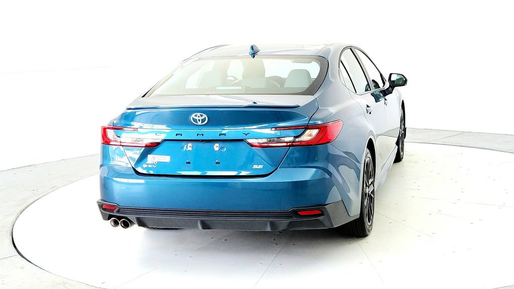 Used 2025 Toyota Camry SE w/ Convenience Package AWD/4WD image 5