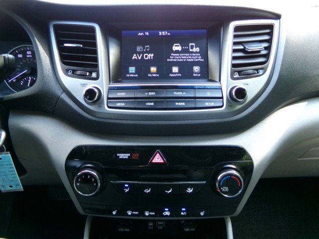Used 2018 Hyundai Tucson SEL FWD image 19
