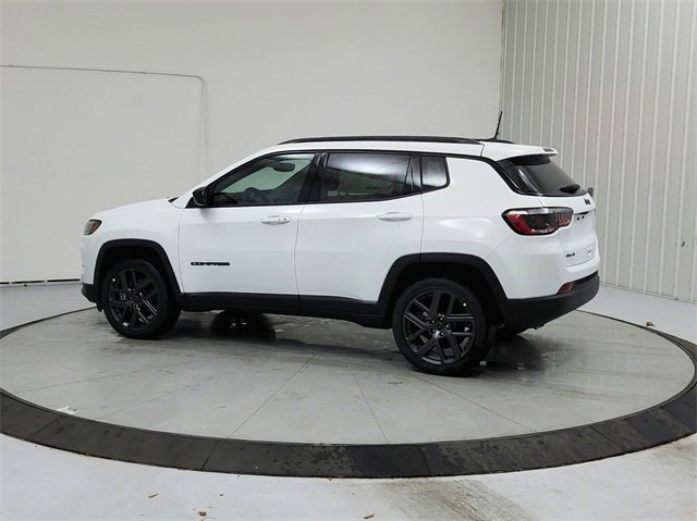 New 2026 Jeep Compass Latitude image 5