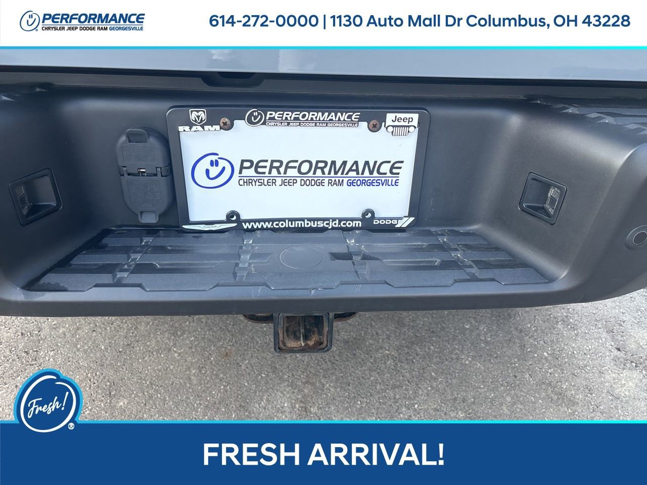Used 2023 Nissan Frontier PRO-4X w/ Pro Convenience Package image 12