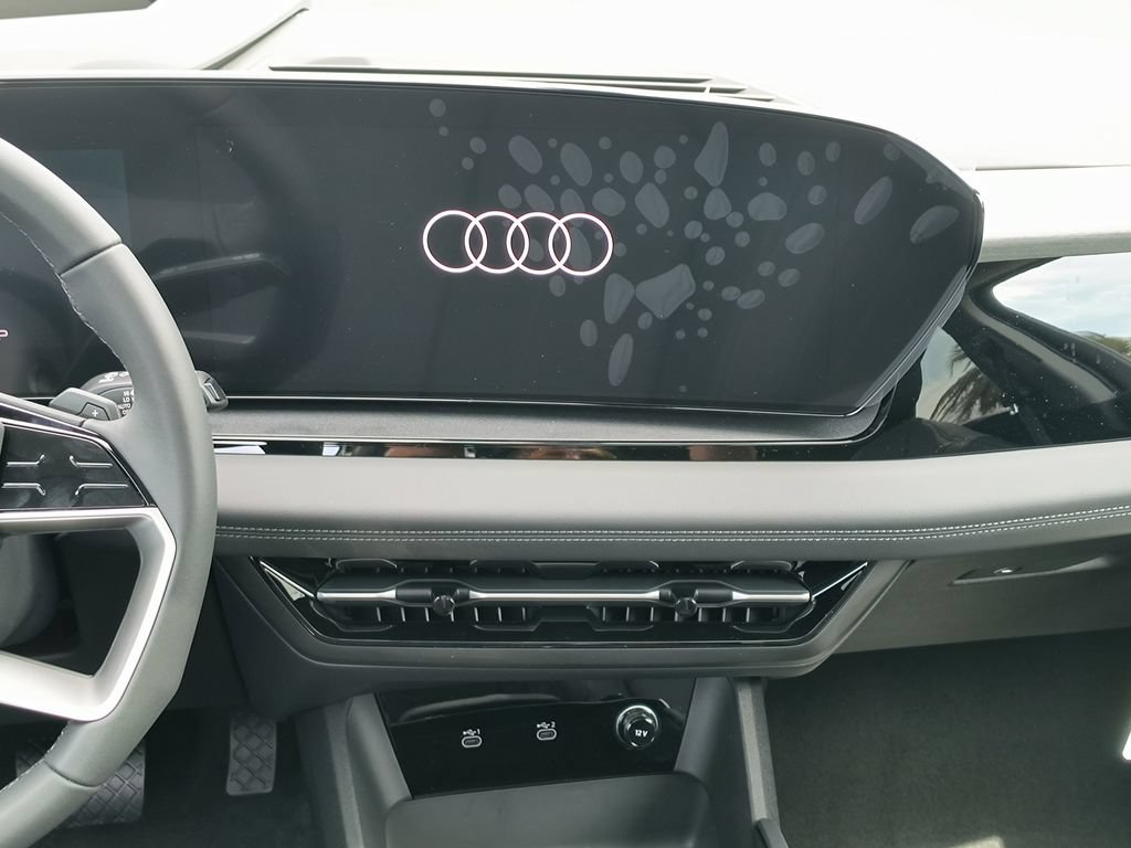 New 2025 Audi Q6 e-tron Premium Plus AWD/4WD image 8