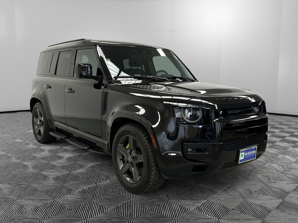 Used 2024 Land Rover Defender 110 X-Dynamic SE image 7