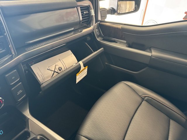 New 2026 Ford F350 4x4 Crew Cab Super Duty image 24