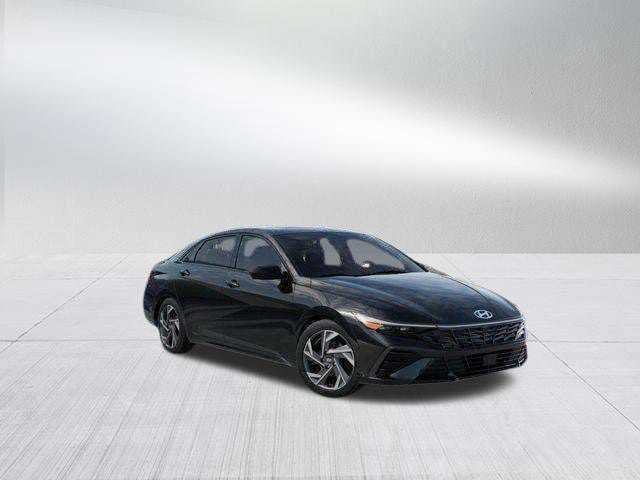 New 2026 Hyundai Elantra SEL Sport Premium FWD video 2