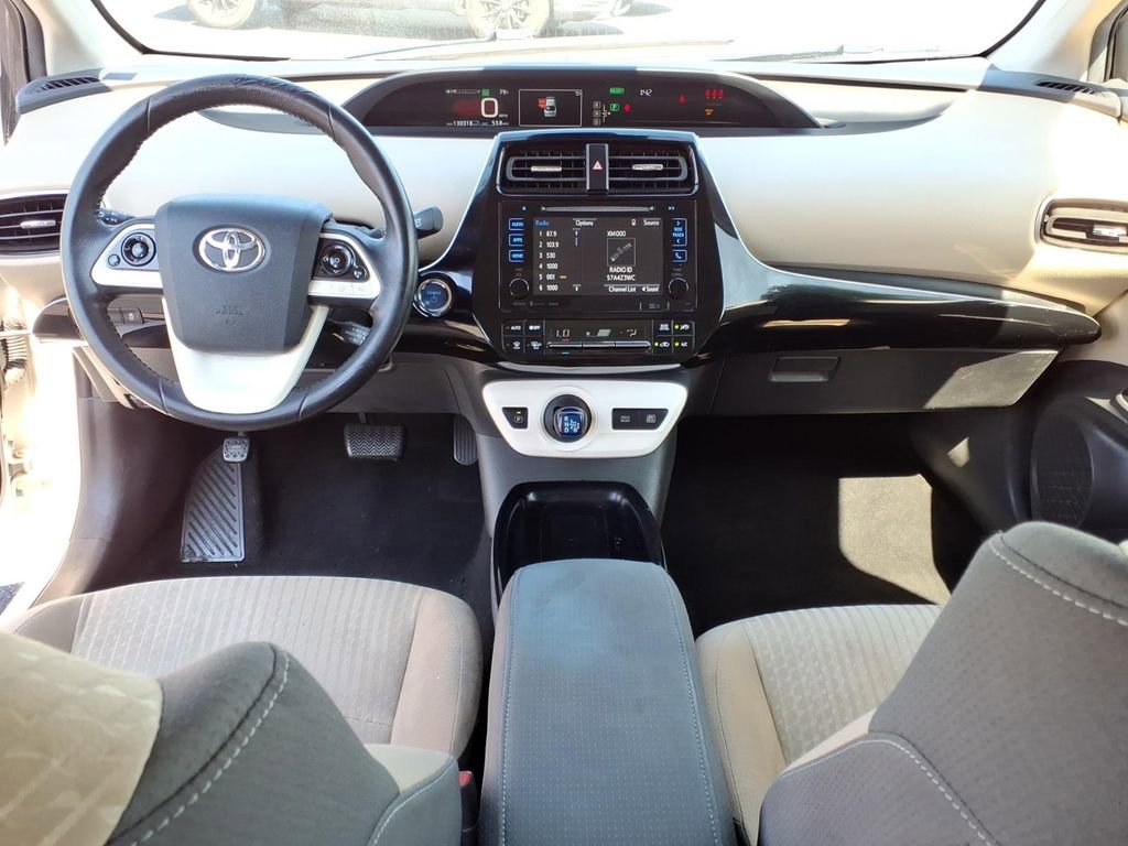 Used 2017 Toyota Prius Three w/ Advanced Technology Package FWD image 7