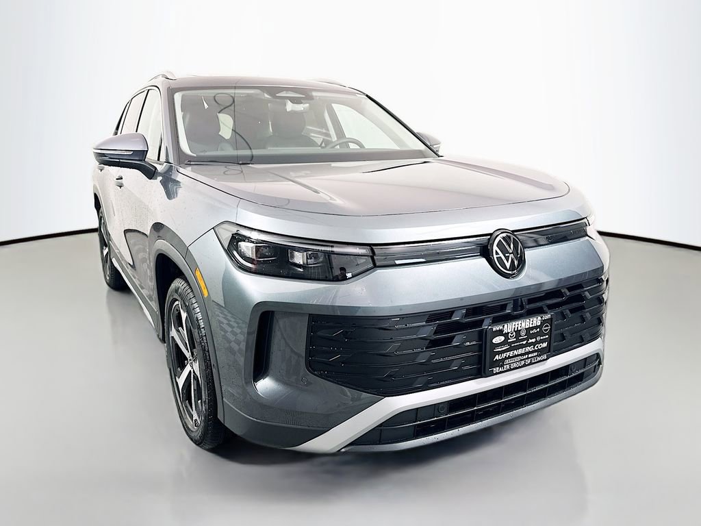 New 2026 Volkswagen Tiguan SE