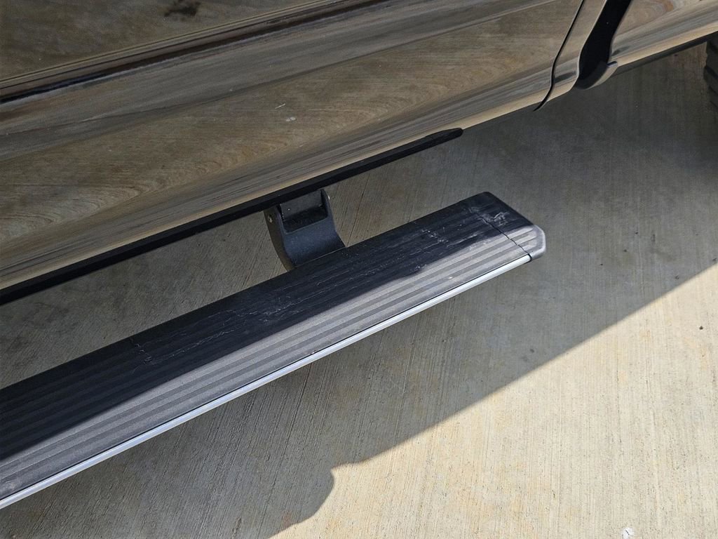 Used 2020 Ford F150 Platinum w/ Equipment Group 701A Luxury image 14