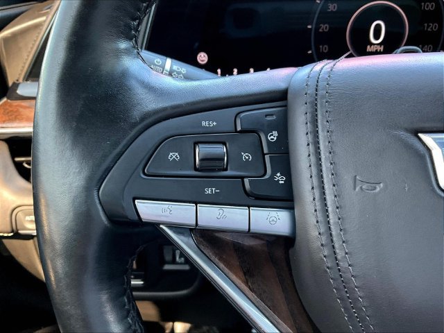 Used 2021 Cadillac Escalade Sport Platinum AWD/4WD image 13