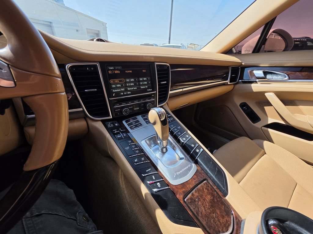 Used 2016 Porsche Panamera 4 AWD/4WD image 13