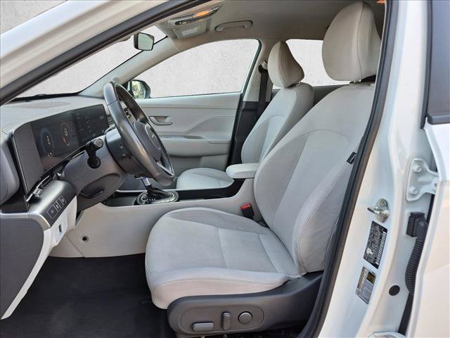 Used 2024 Hyundai Kona SEL FWD image 15