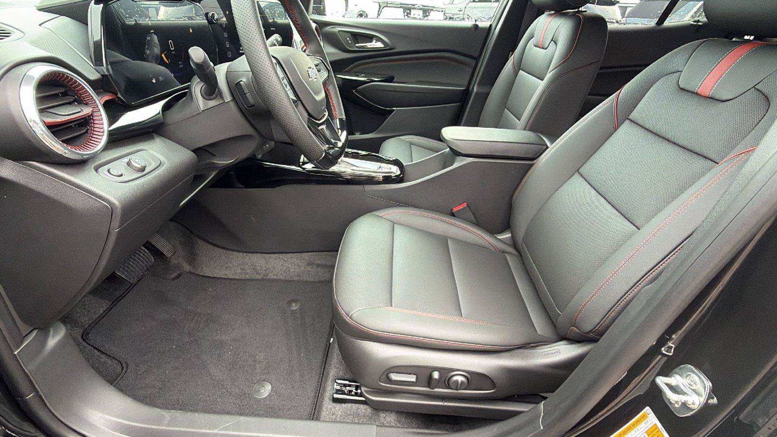 New 2026 Chevrolet Trax RS w/ Driver Confidence Package FWD image 16