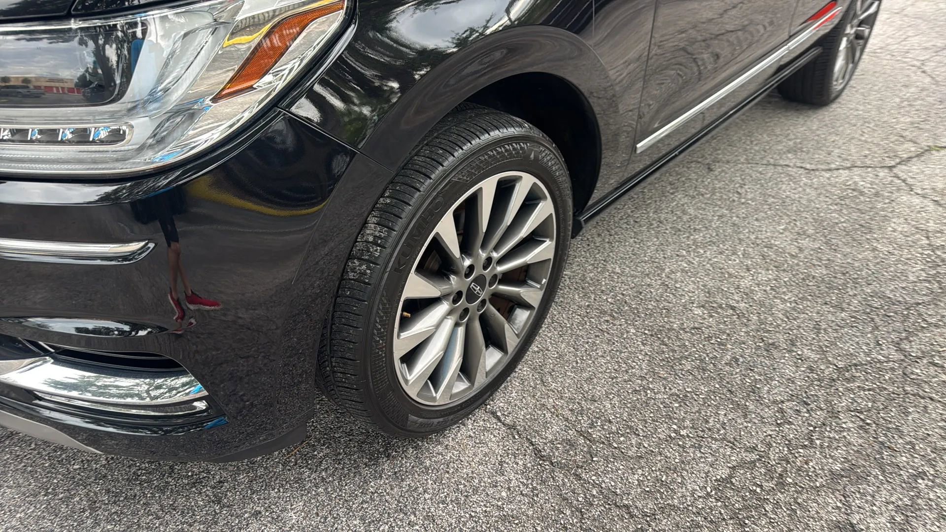 Used 2019 Lincoln Navigator Select RWD image 42