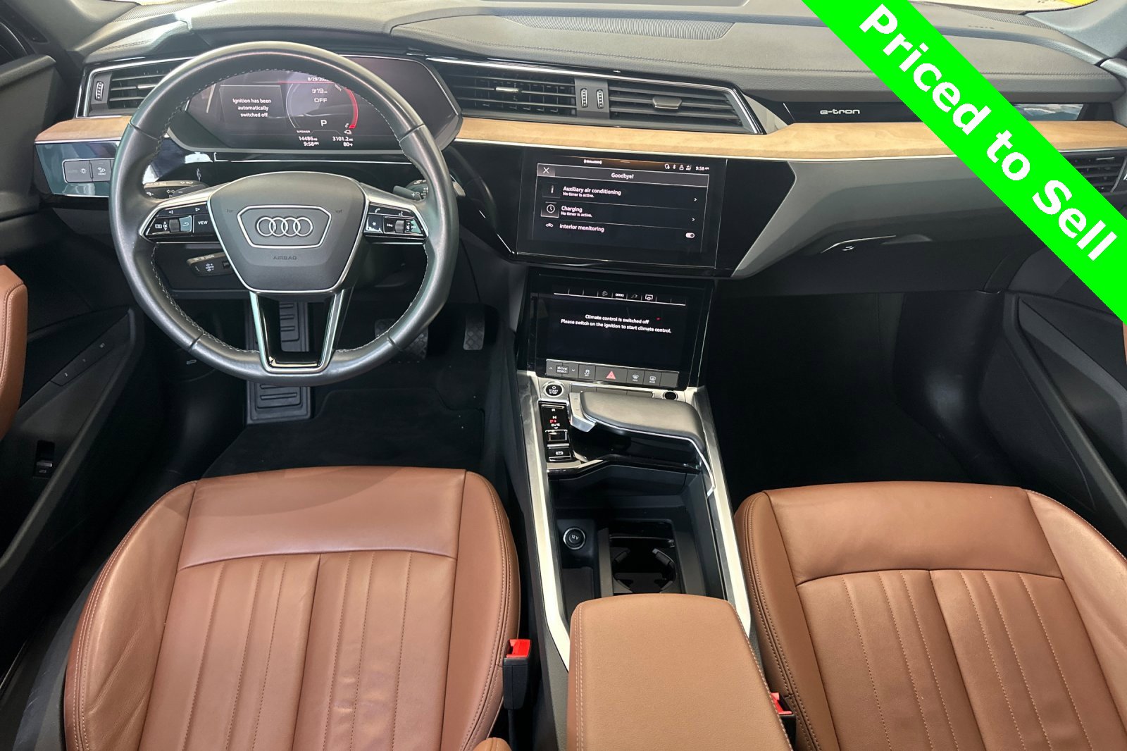 Used 2024 Audi Q8 e-tron Premium image 16