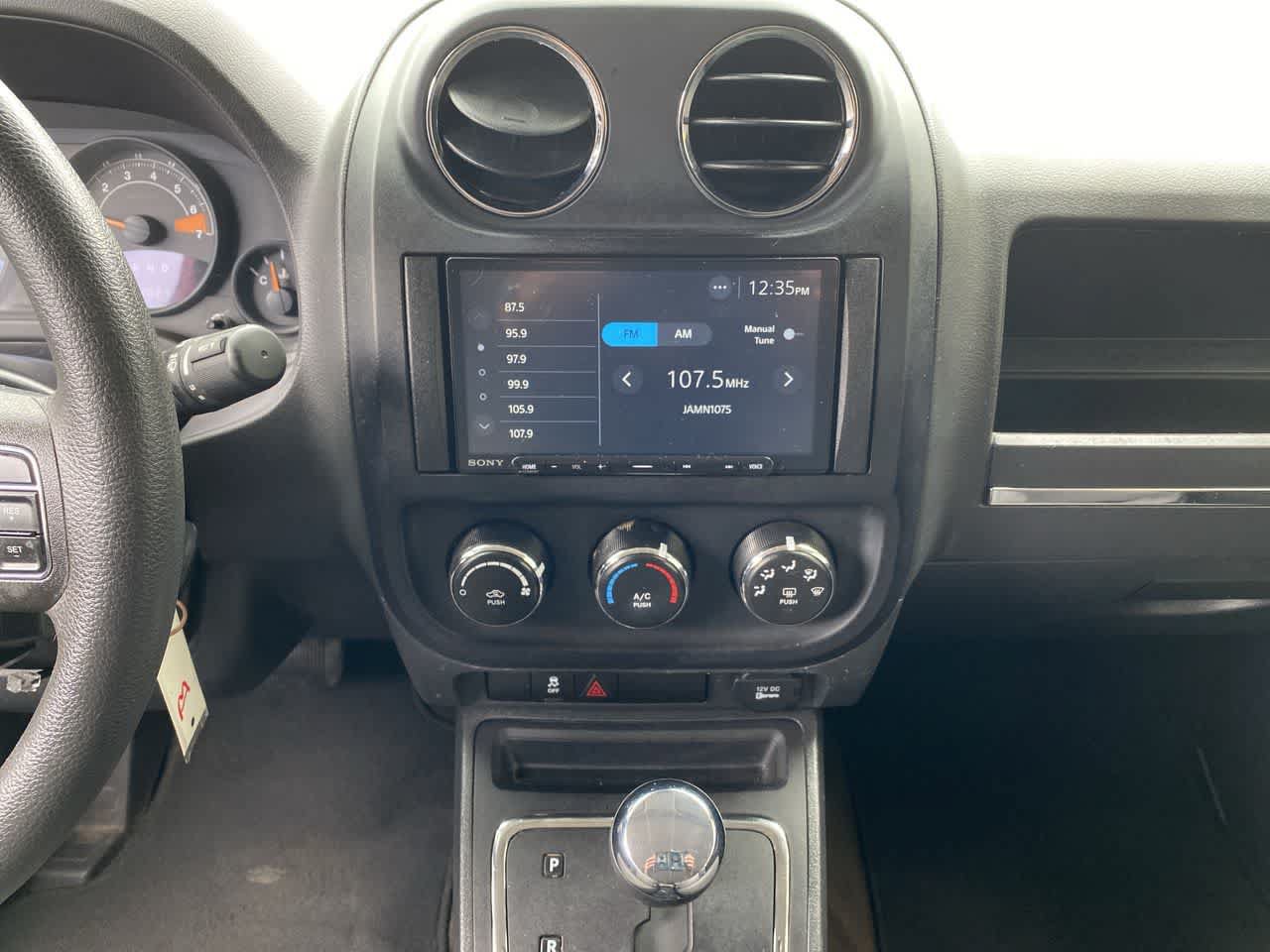 Used 2015 Jeep Patriot Sport w/ Power Value Group AWD/4WD image 25
