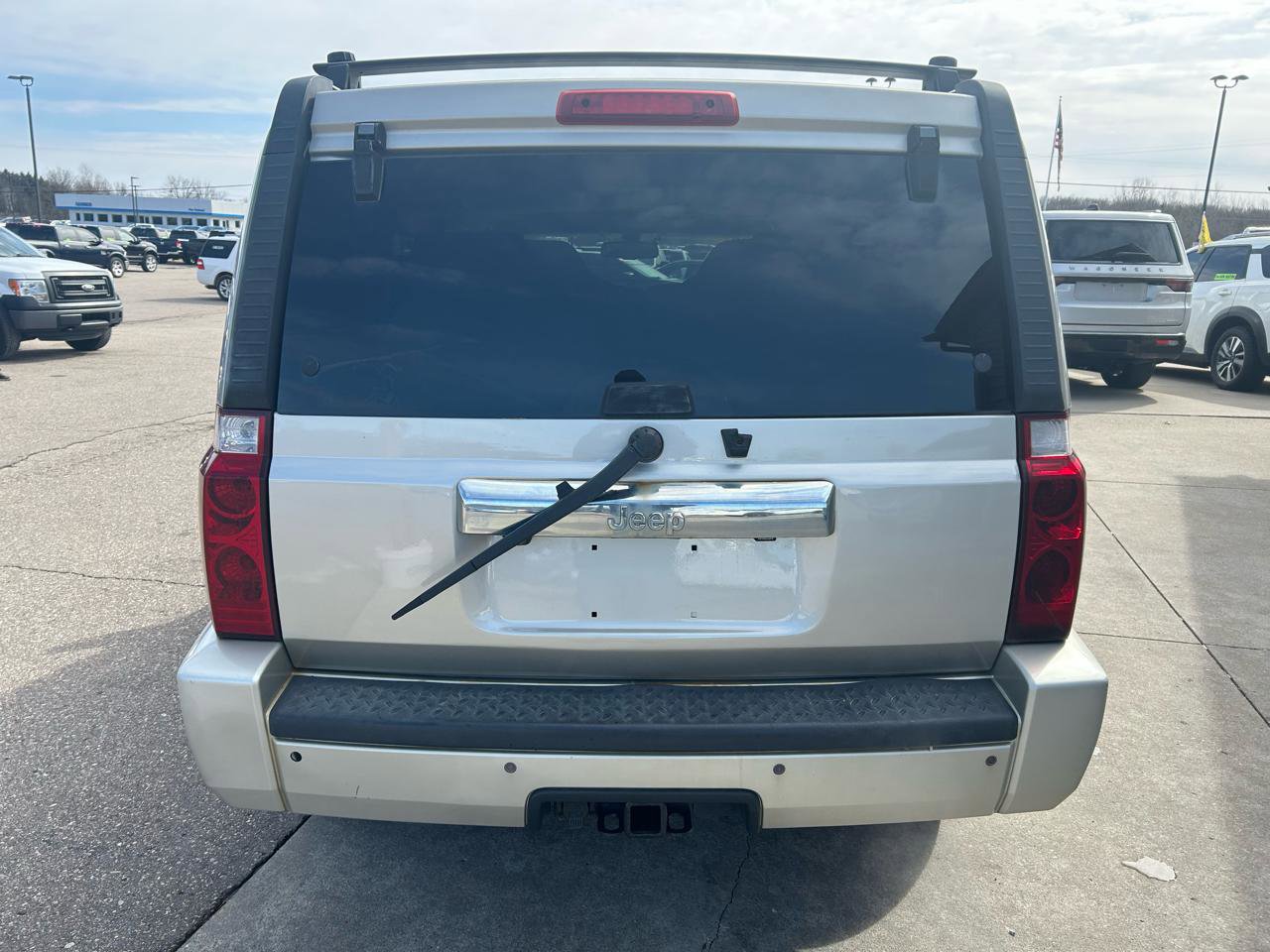 Used 2008 Jeep Commander Limited image 6