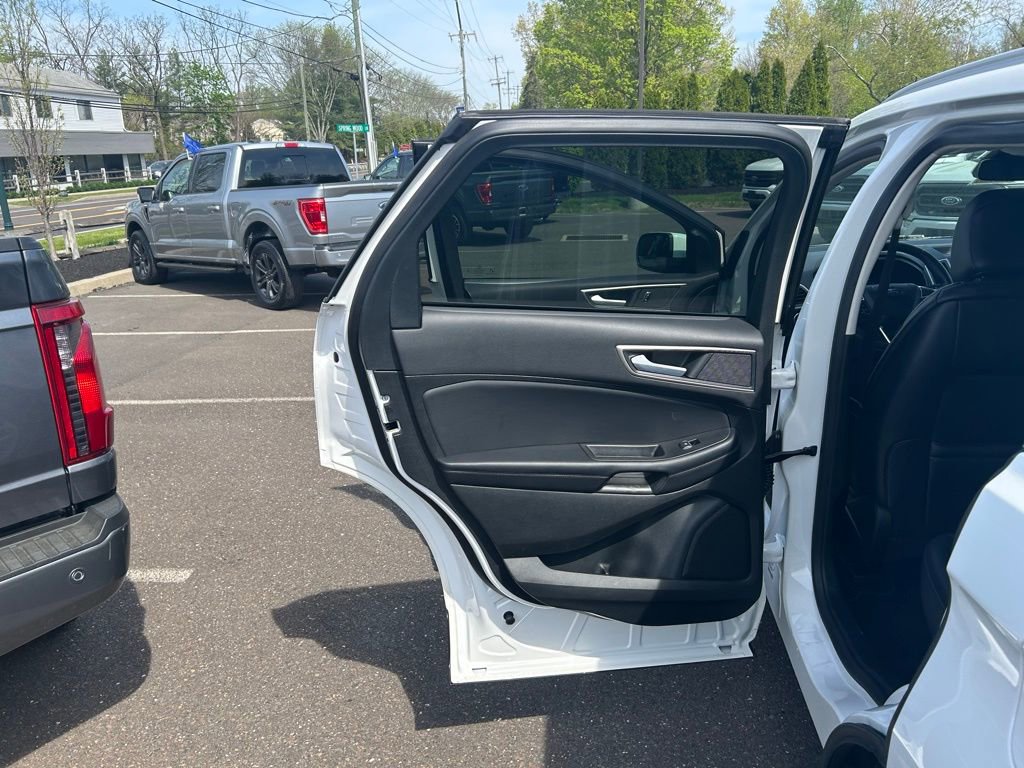 Certified 2023 Ford Edge SEL w/ Convenience Package AWD/4WD image 15