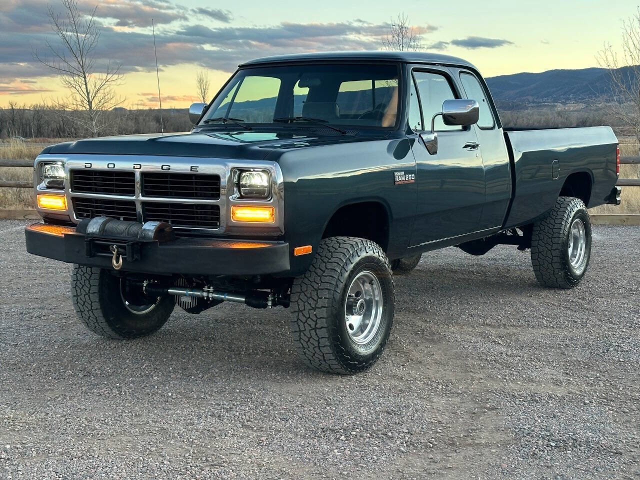 Used 1992 Dodge D/W Truck 250 image 2