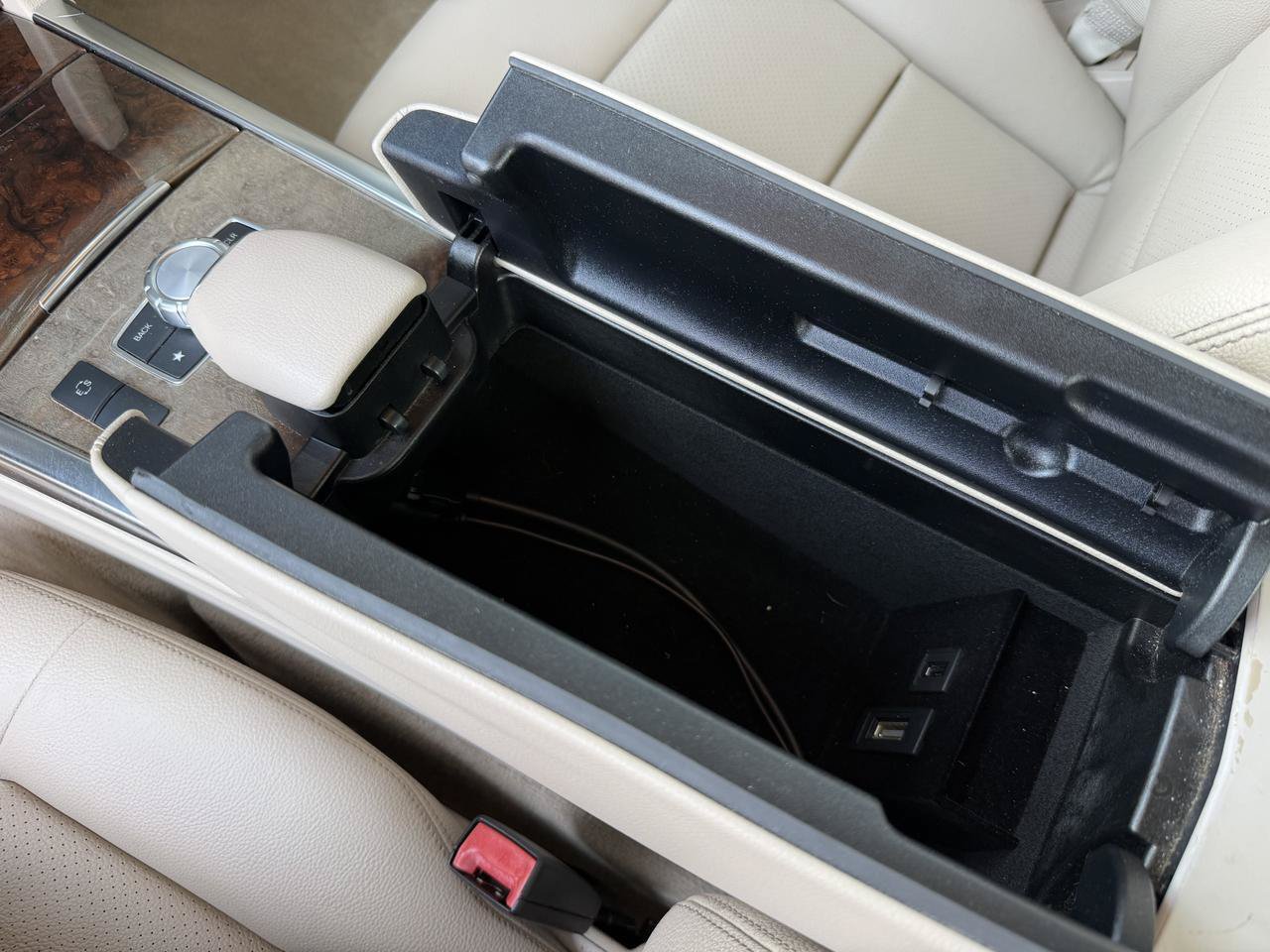 Used 2014 Mercedes-Benz E 350 4MATIC Sport image 22