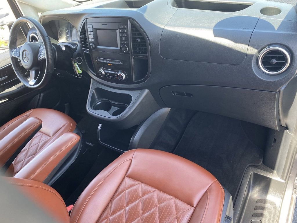 Used 2018 Mercedes-Benz Metris Passenger image 12