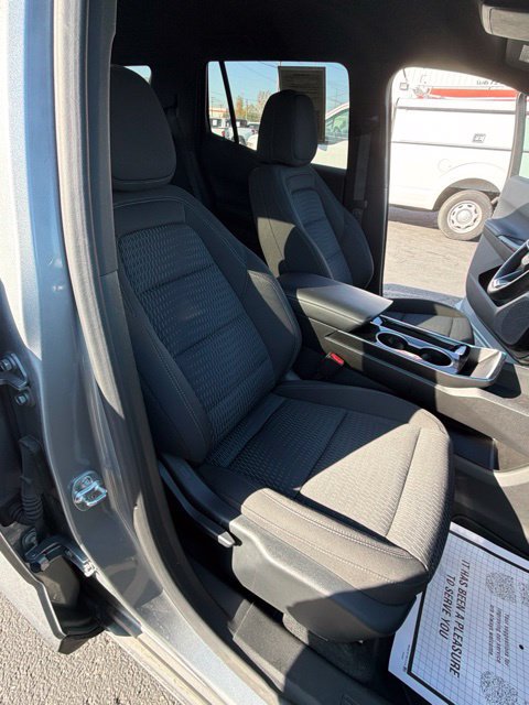 Used 2025 Chevrolet Equinox LT FWD image 20