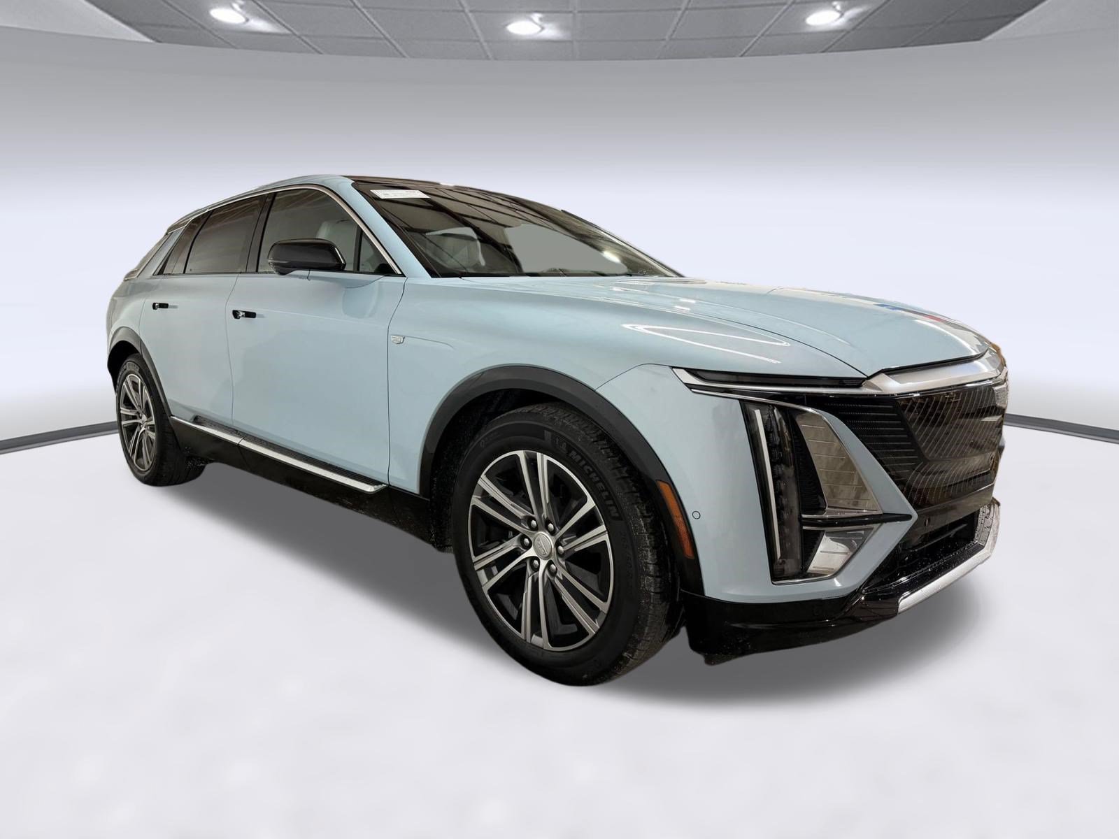 Certified 2024 Cadillac Lyriq Luxury RWD image 6