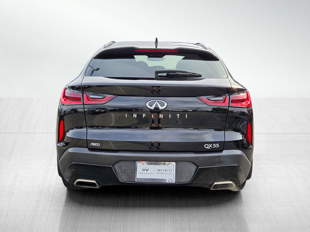 Used 2023 INFINITI QX55 Essential image 5