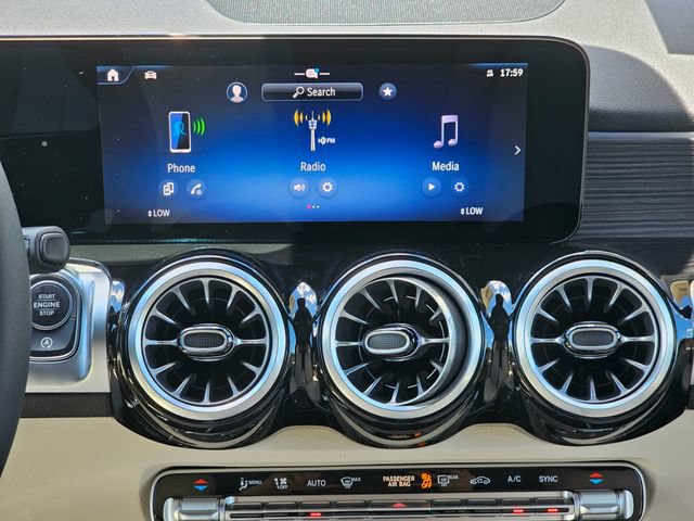 New 2026 Mercedes-Benz GLB 250 4MATIC image 34