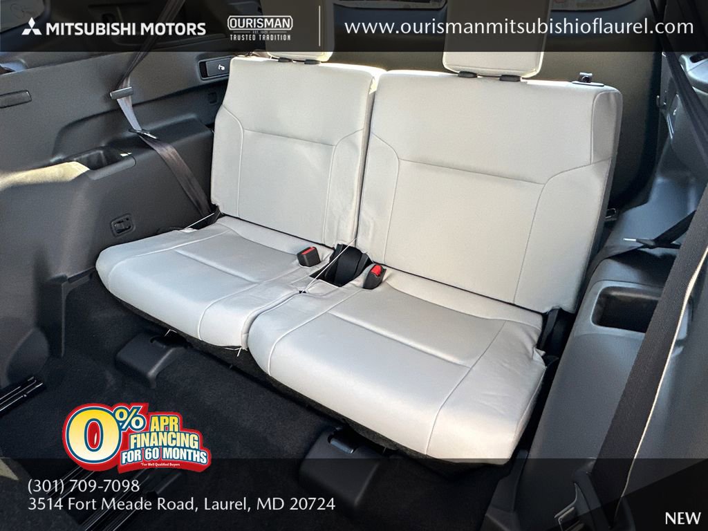 New 2025 Mitsubishi Outlander SEL image 21