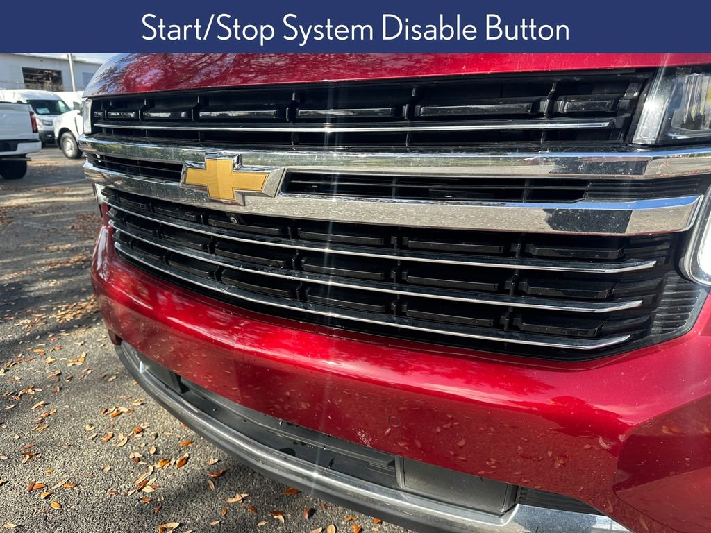 Used 2022 Chevrolet Suburban LT w/ Luxury Package image 24