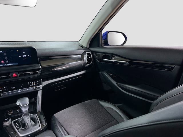 Certified 2024 Kia Seltos S image 23