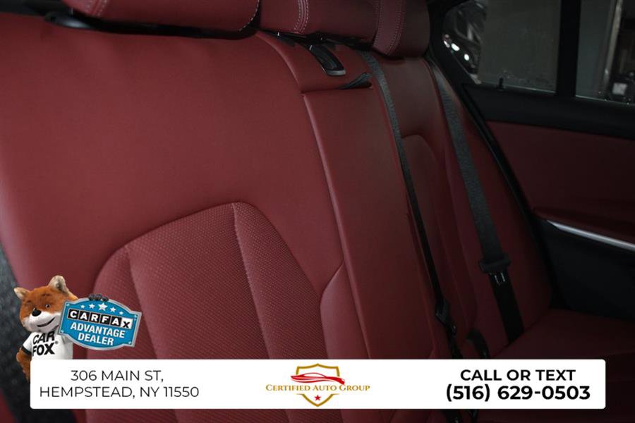 Used 2024 BMW 330i xDrive Sedan image 25