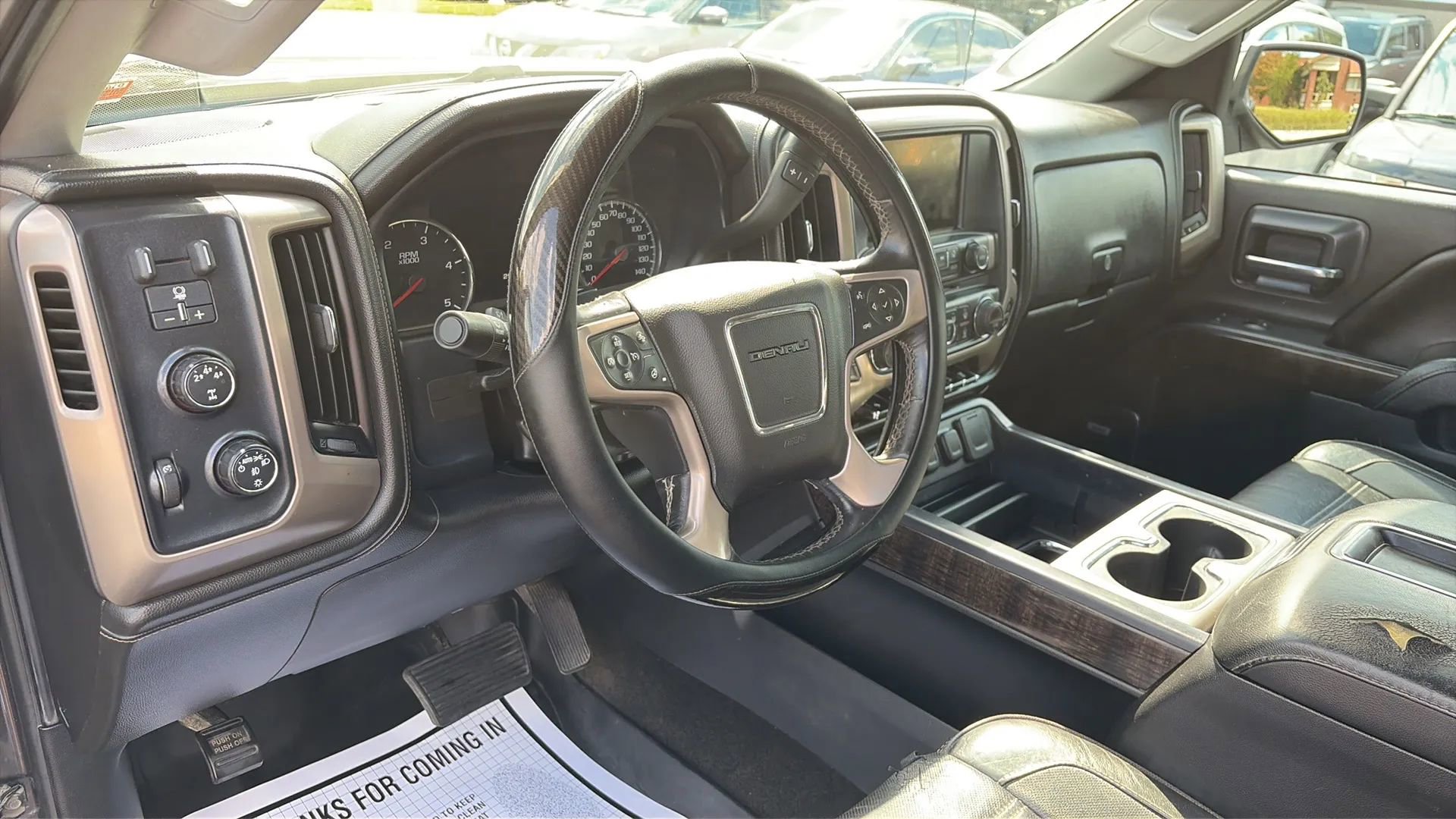 Used 2015 GMC Sierra 2500 Denali w/ Duramax Plus Package image 10