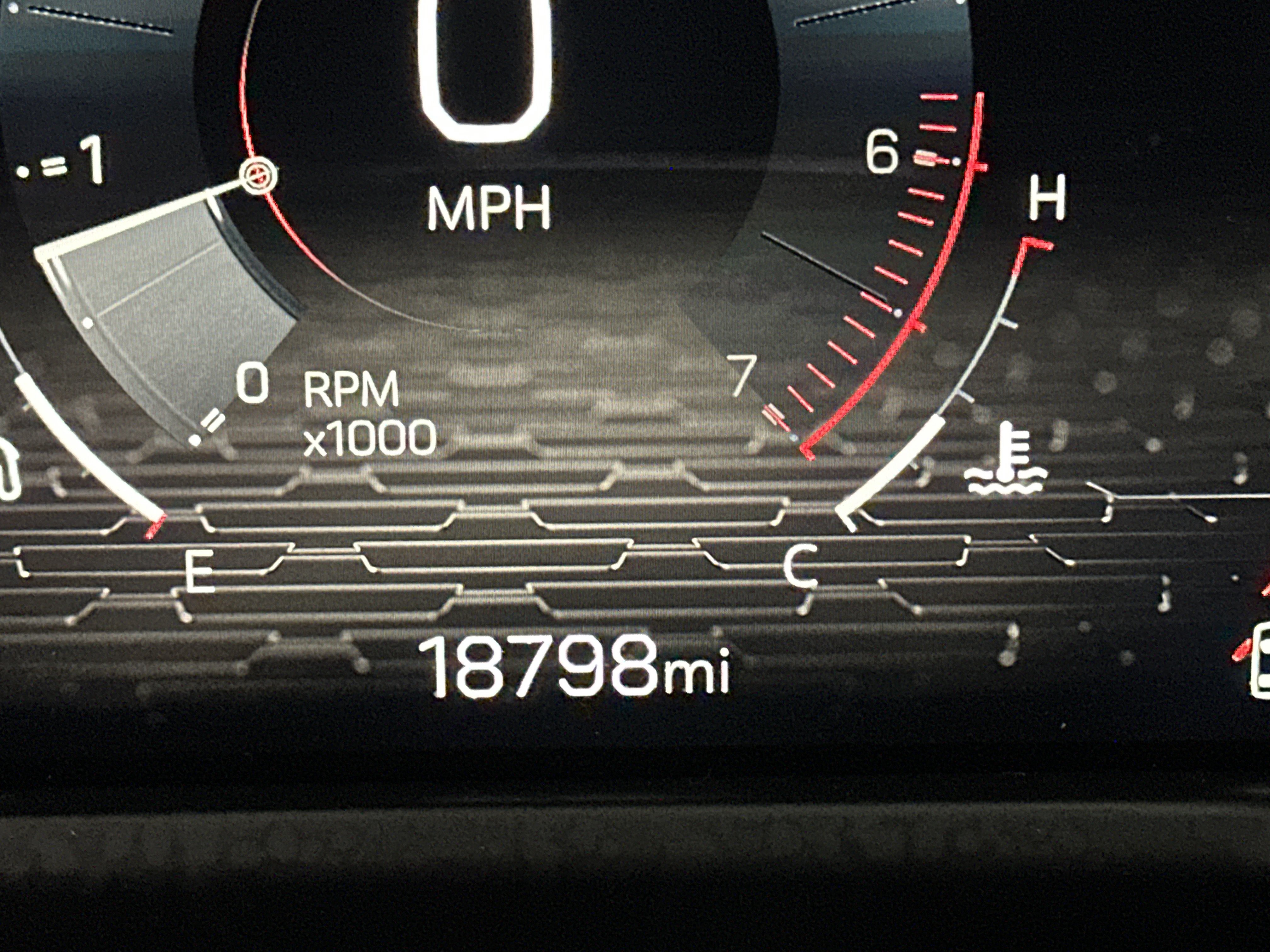 Used 2025 GMC Acadia Elevation FWD image 26