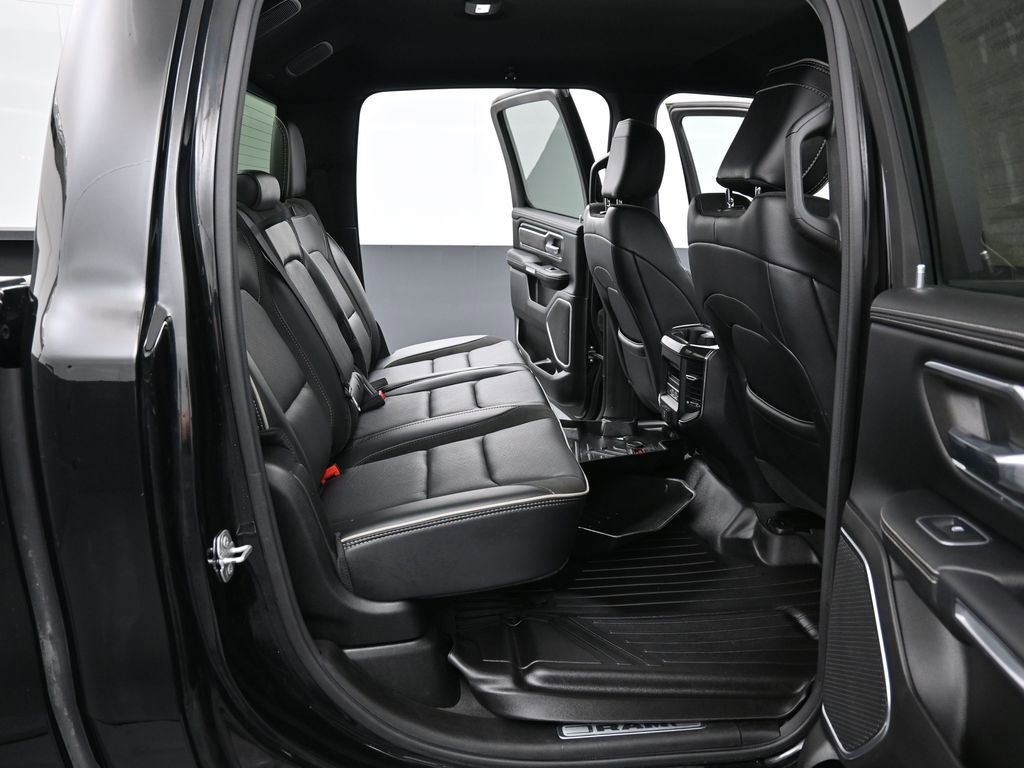 Used 2022 RAM 1500 Laramie w/ Sport Appearance Package image 32