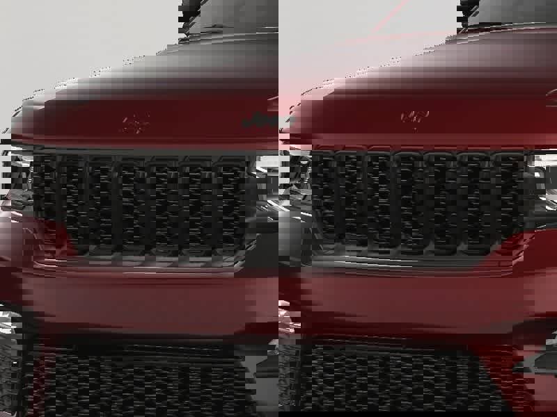 New 2025 Jeep Grand Cherokee Limited image 14