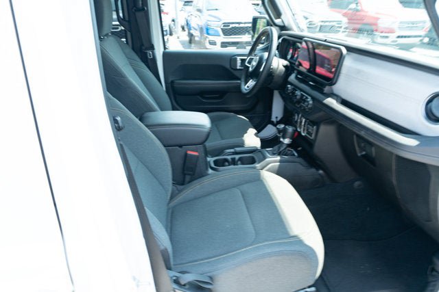 Certified 2025 Jeep Wrangler Unlimited Sahara AWD/4WD image 41