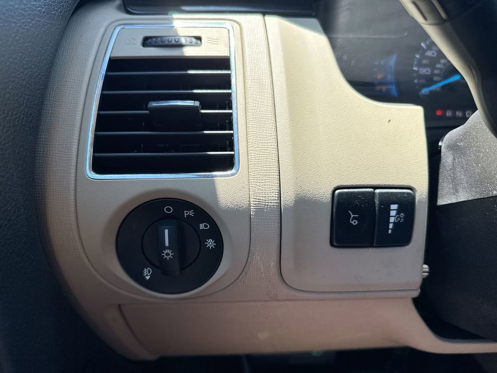 Used 2014 Ford Flex SEL w/ Equipment Group 202A FWD image 19