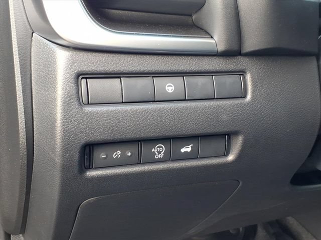 New 2026 Nissan Rogue SV w/ Cold Weather Package AWD/4WD image 19