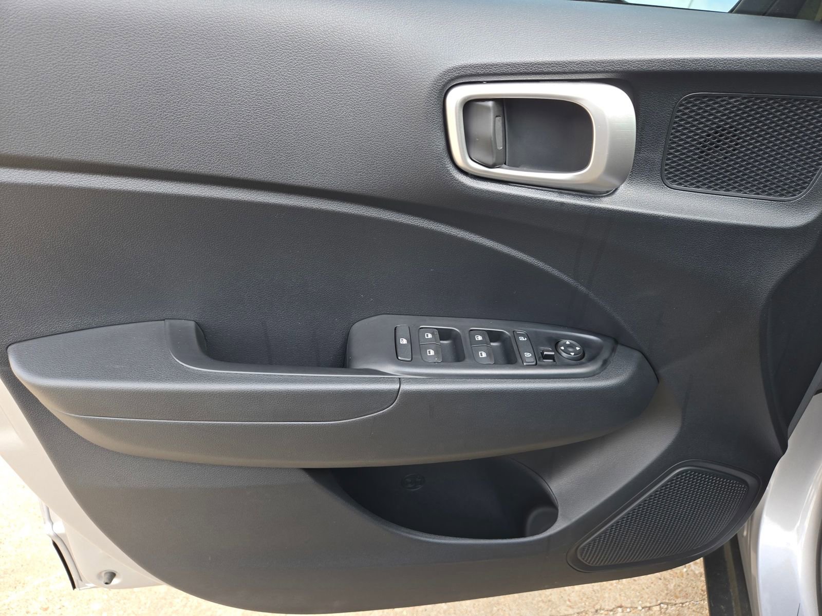 New 2026 Hyundai Venue SE image 17