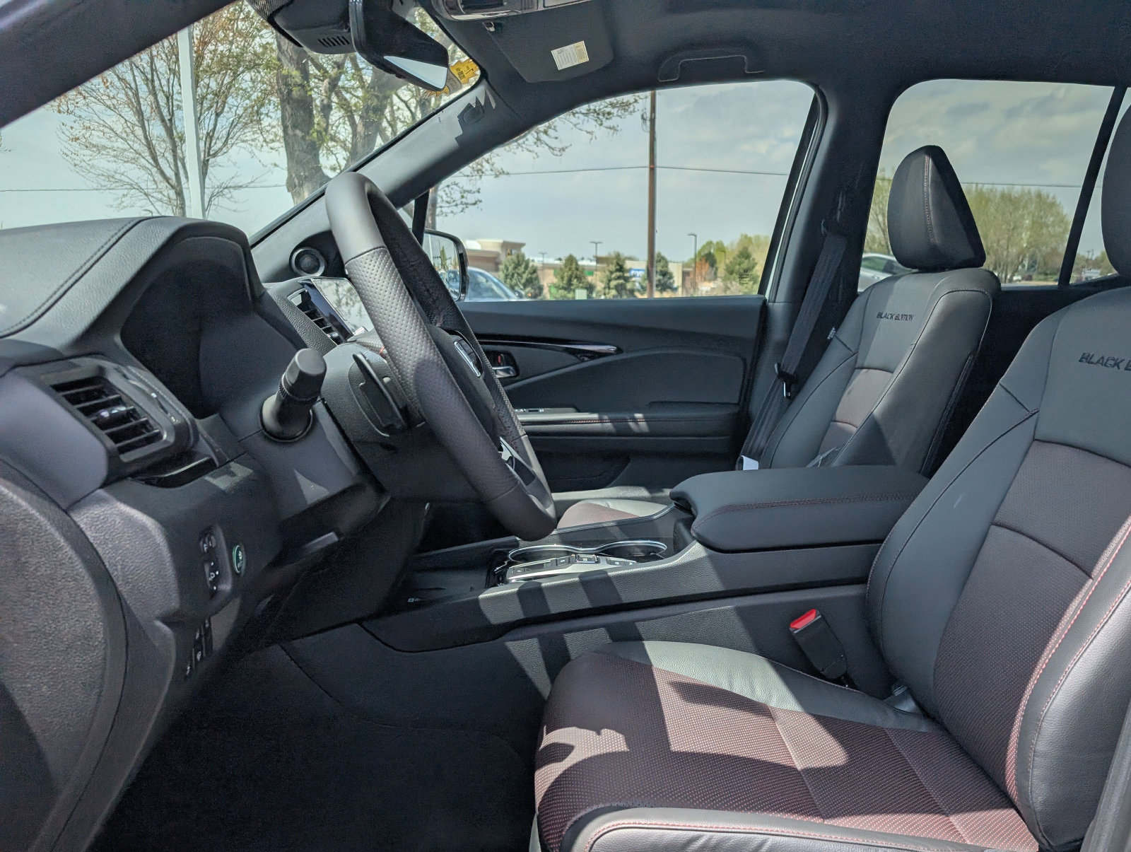 New 2026 Honda Ridgeline Black Edition image 10