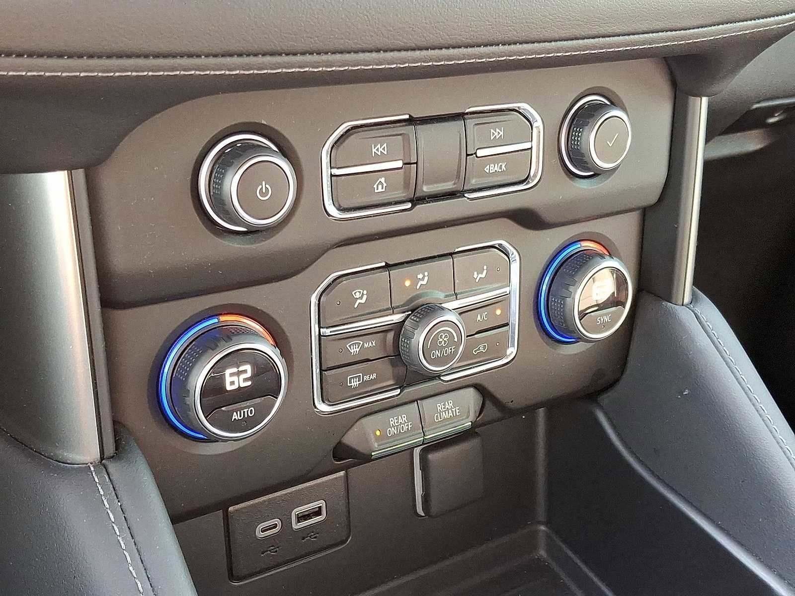 Certified 2024 Chevrolet Suburban LS image 23