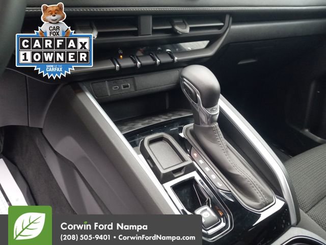 Used 2025 Chevrolet Colorado LT RWD image 17