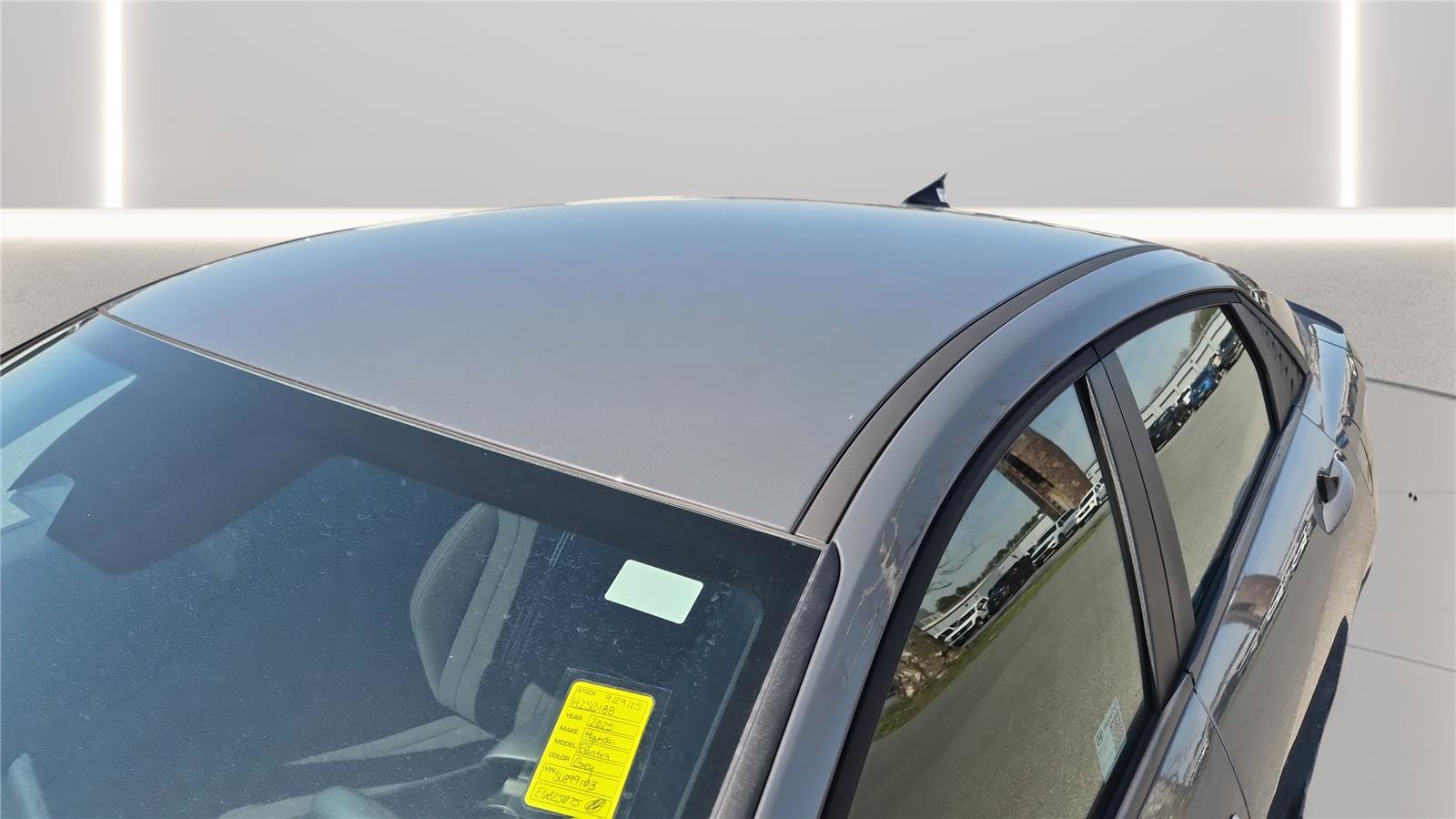 Used 2025 Hyundai Elantra Sport image 10