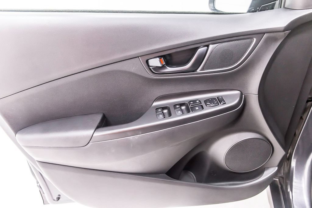 Used 2022 Hyundai Kona N Line FWD image 23