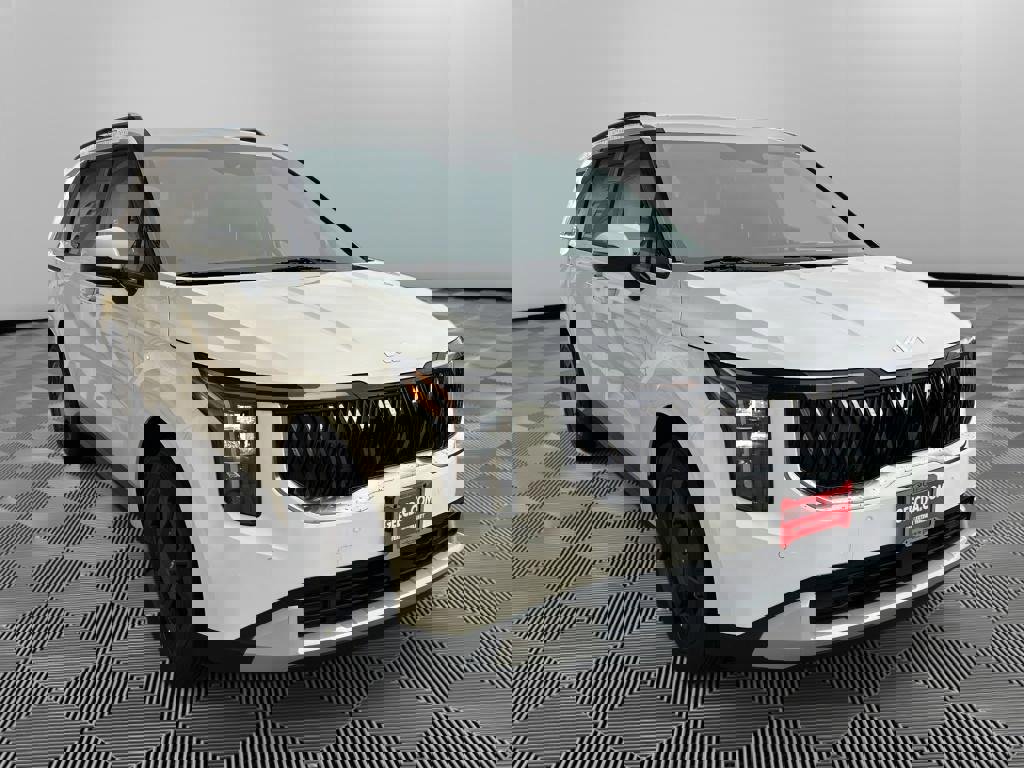 New 2026 Kia Carnival EX image 3