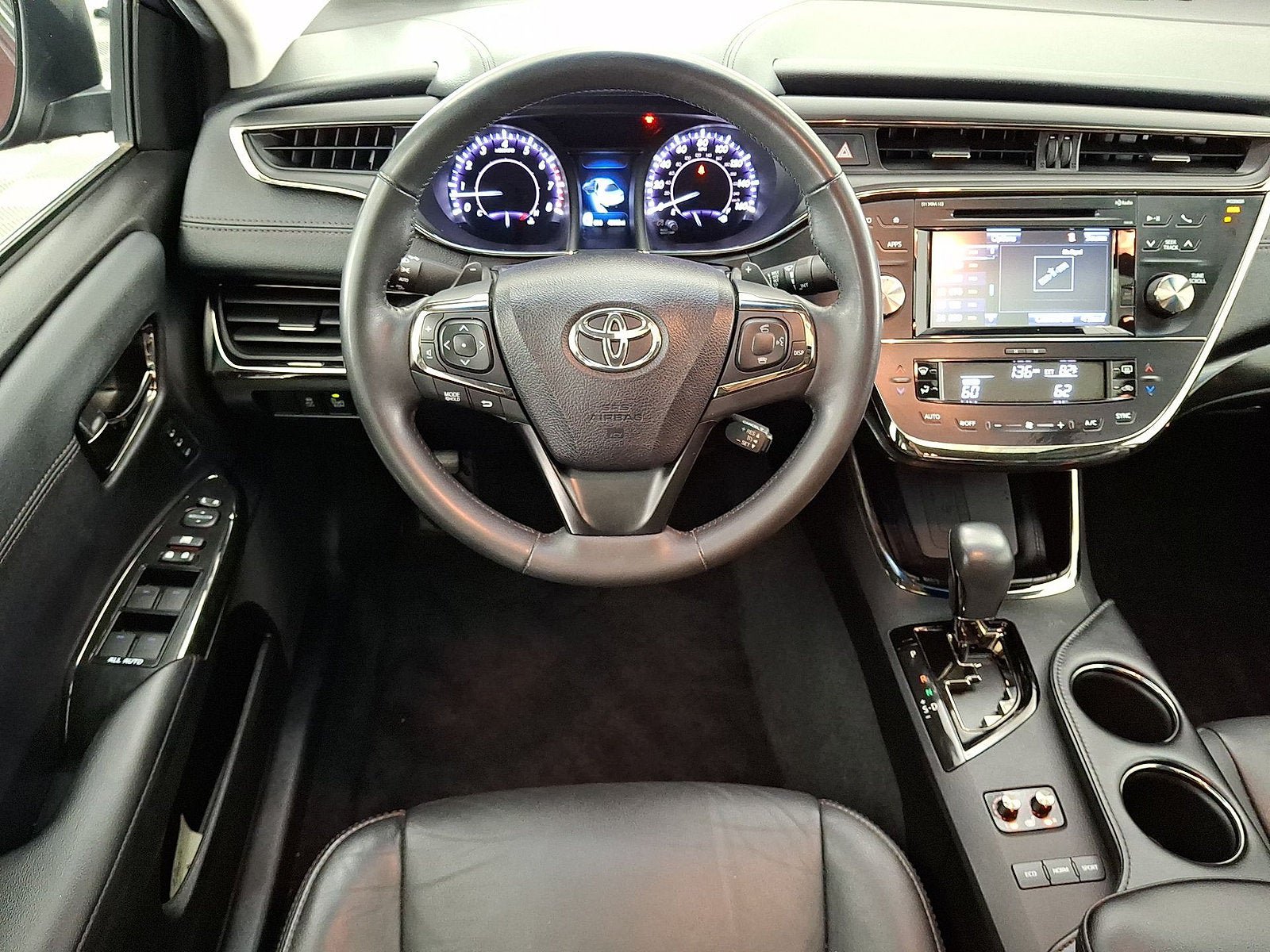 Used 2016 Toyota Avalon Touring FWD image 13