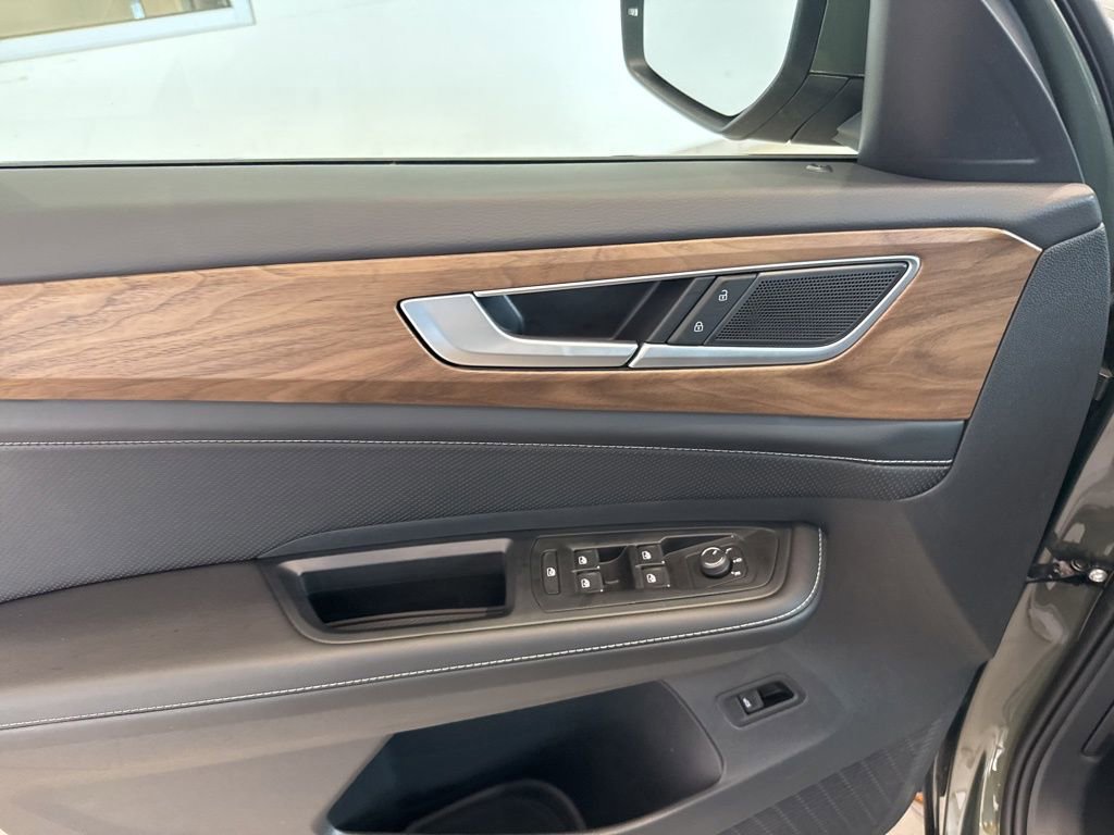 New 2026 Volkswagen Atlas SE image 18