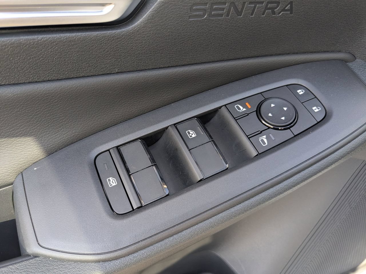 New 2026 Nissan Sentra SV w/ SV Convenience Package FWD image 14